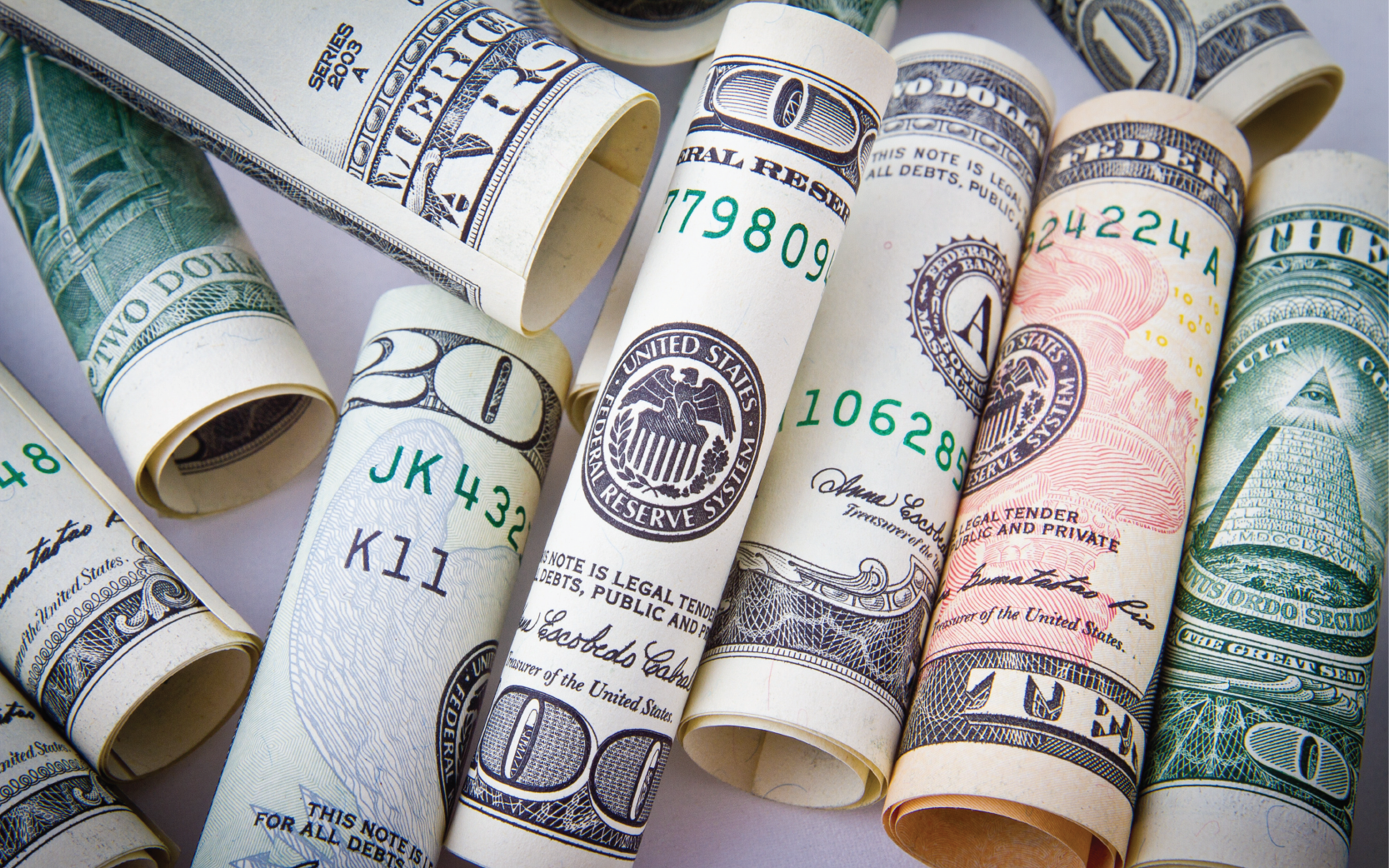 Empresariales2-02 Dinero-y-valores
